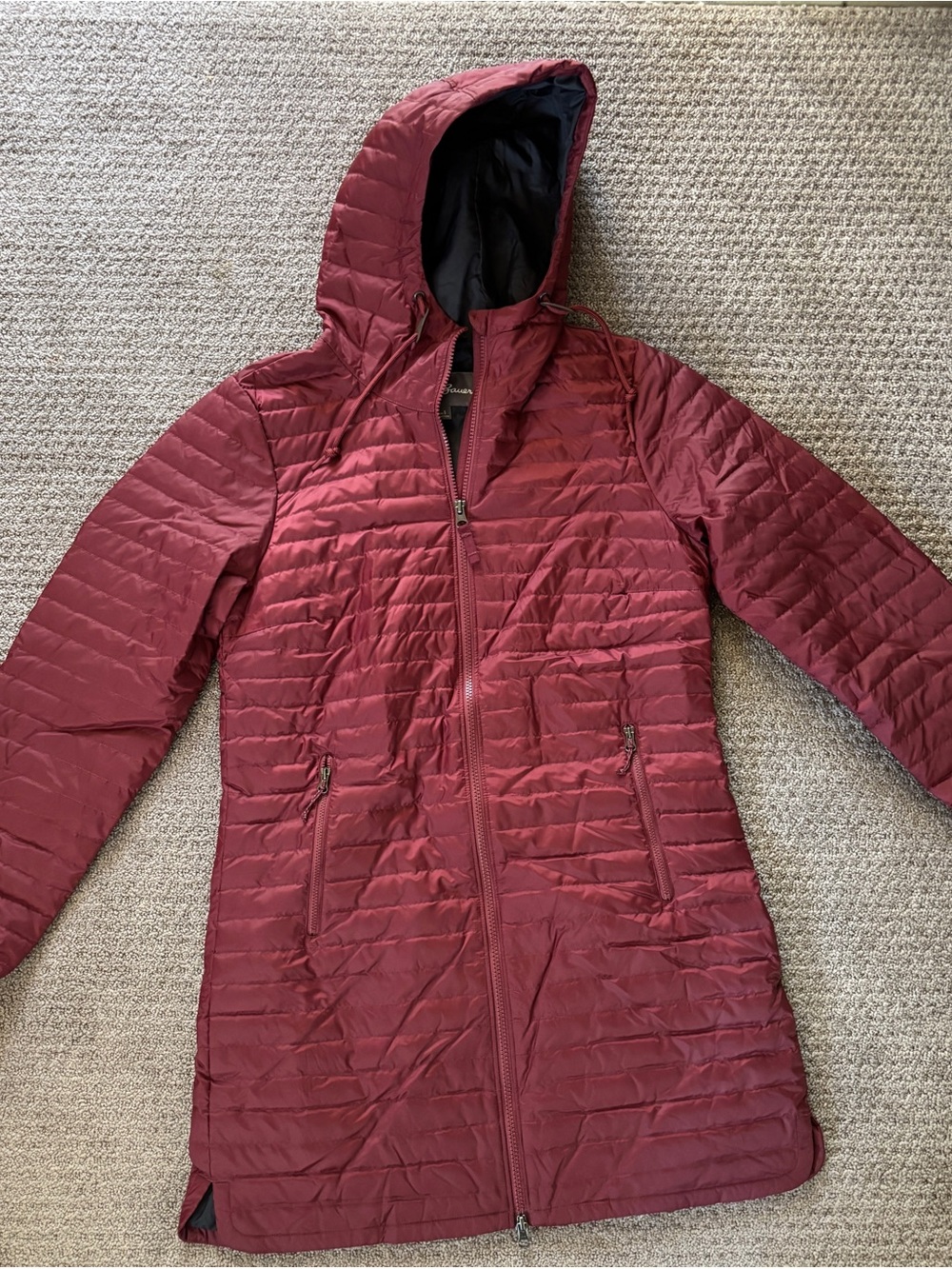 Eddie Bauer Women's Burgundy Hooded Packable Puffer Coat